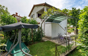 Gorgeous Apartment In Rukavac With Wifi